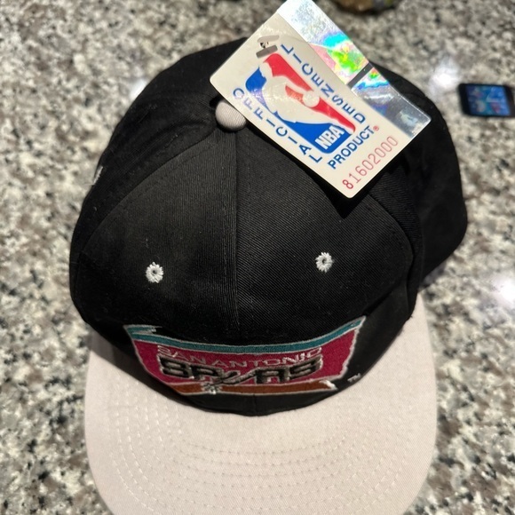 Vintage San Antonio Spurs AJD Licensed NFL Rare Green Bill SnapbackHat 90s Tags - Picture 6 of 16